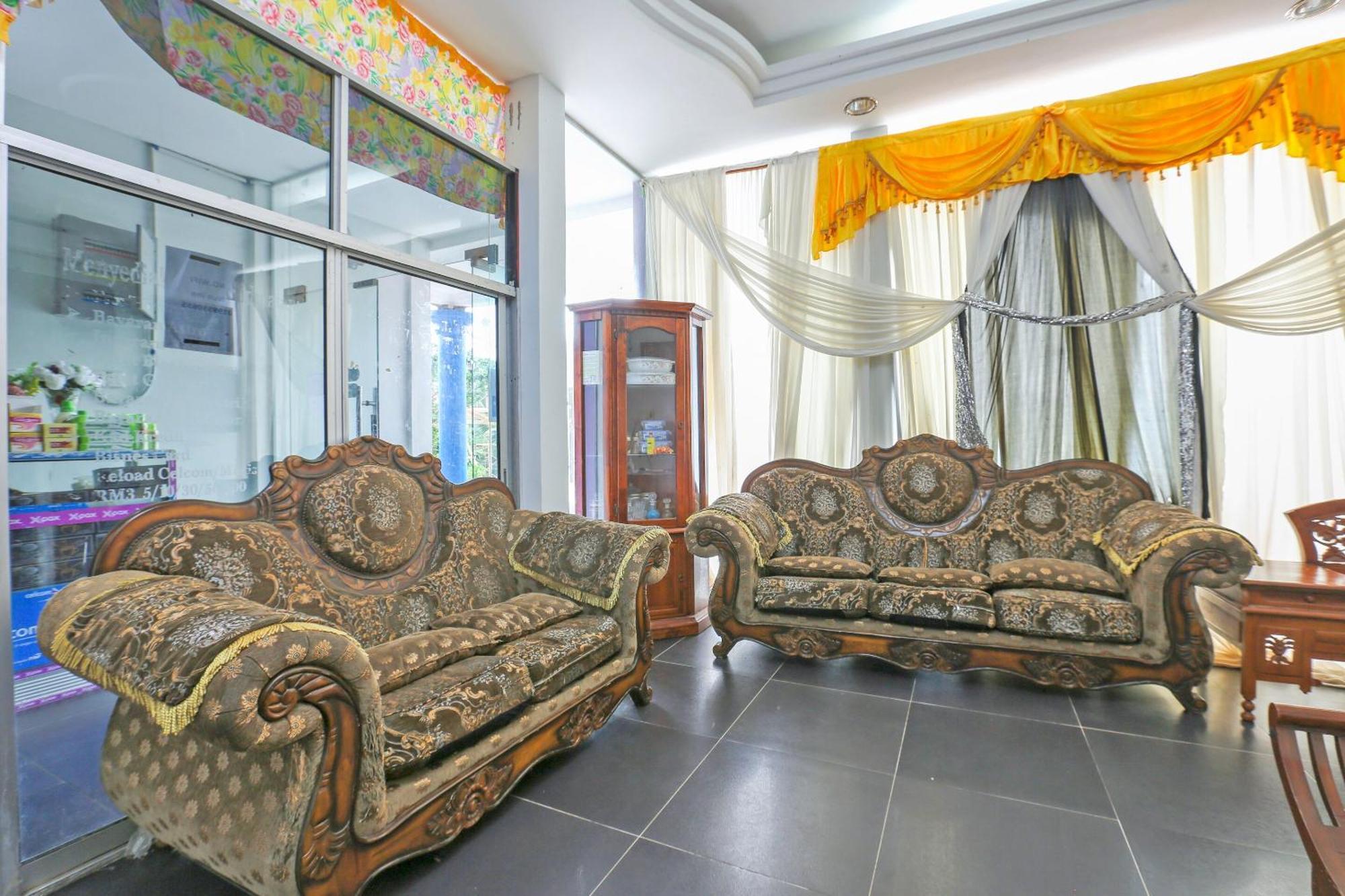 Oyo 89933 Nun Hotel Jeli المظهر الخارجي الصورة