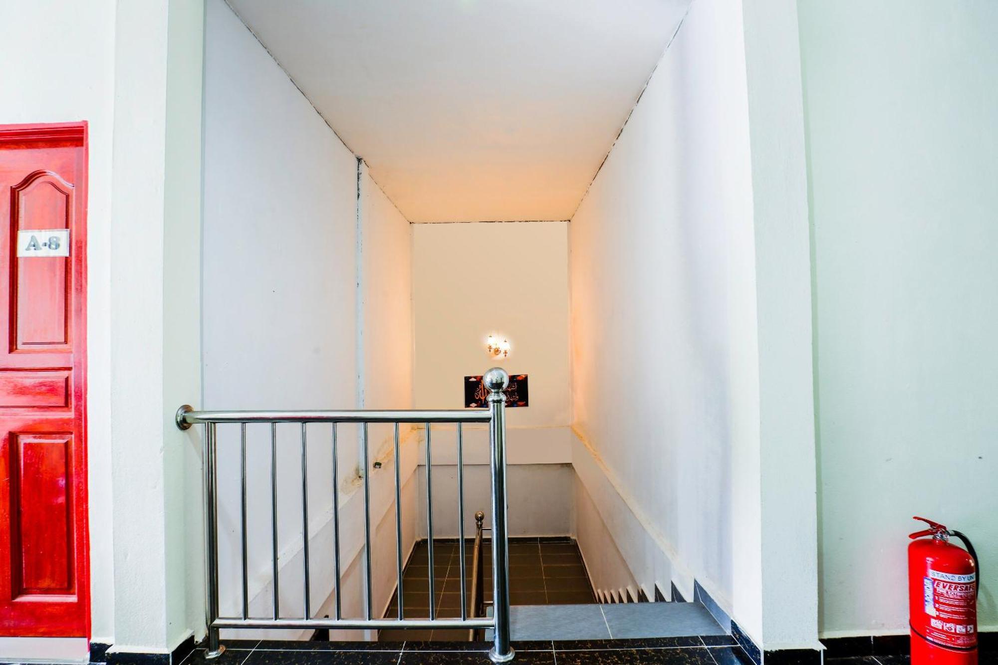 Oyo 89933 Nun Hotel Jeli المظهر الخارجي الصورة